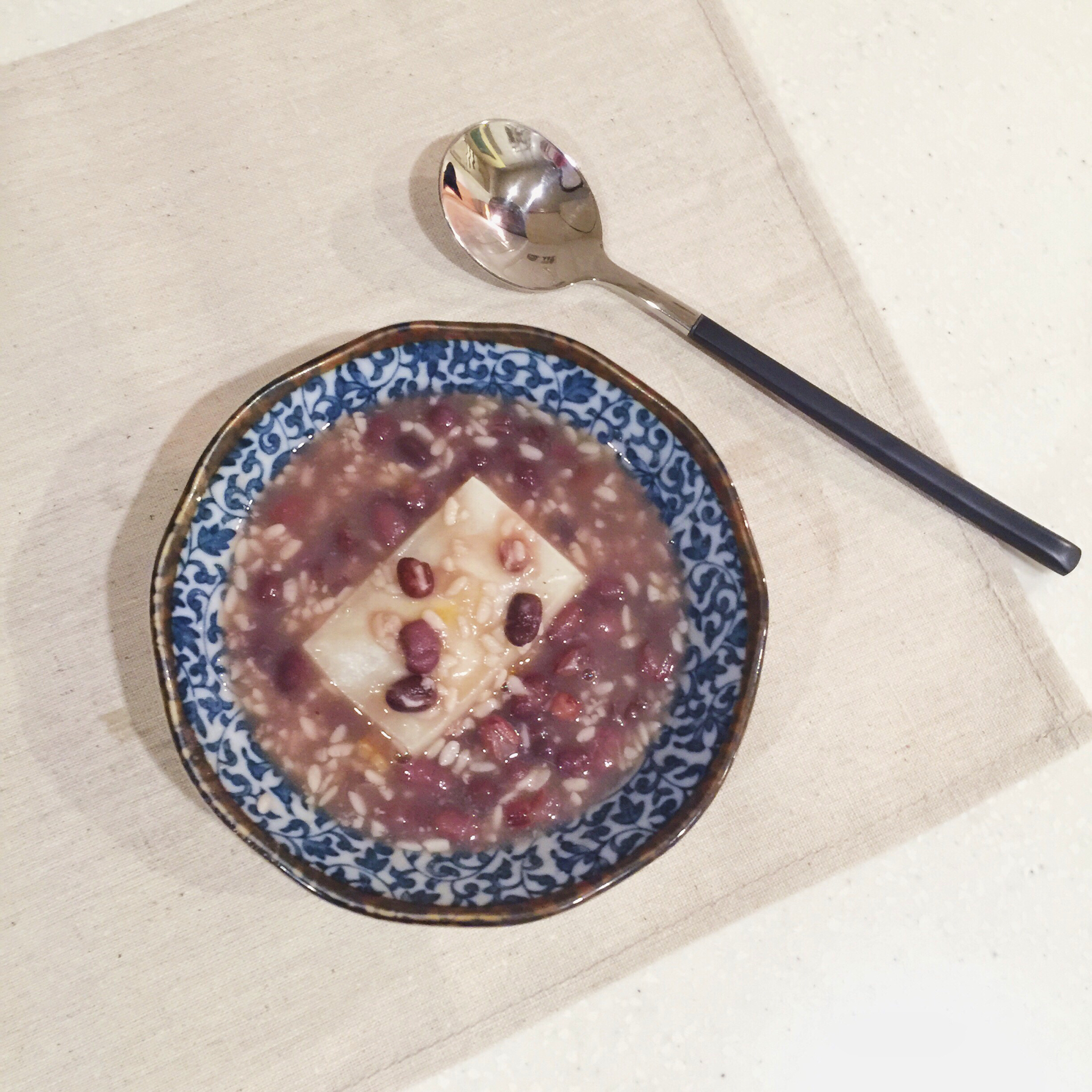 红豆黑米酒酿粥