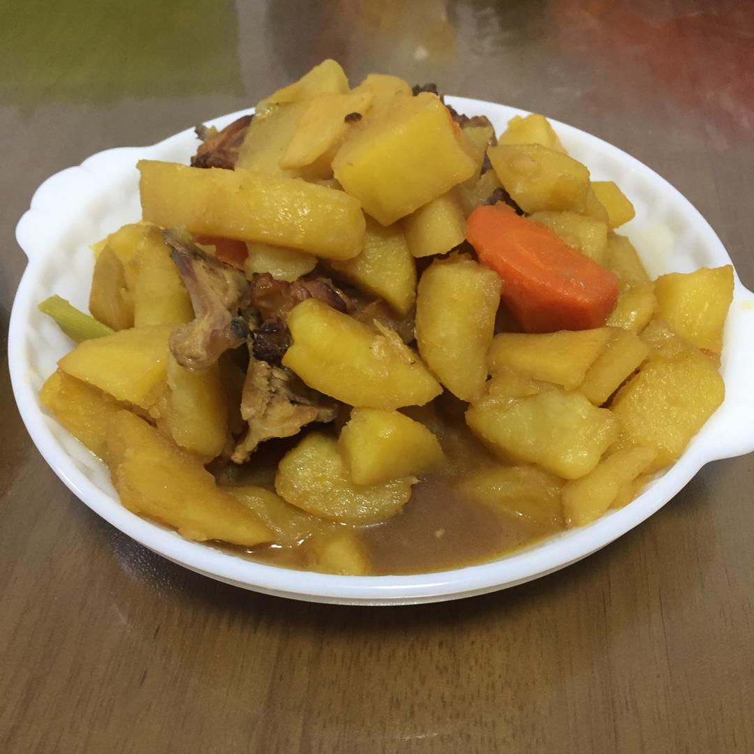 红烧鸡架土豆