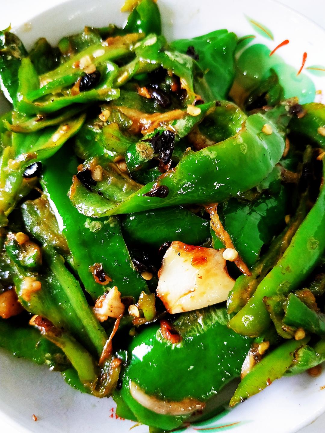 简单又下饭的油淋辣椒的做法