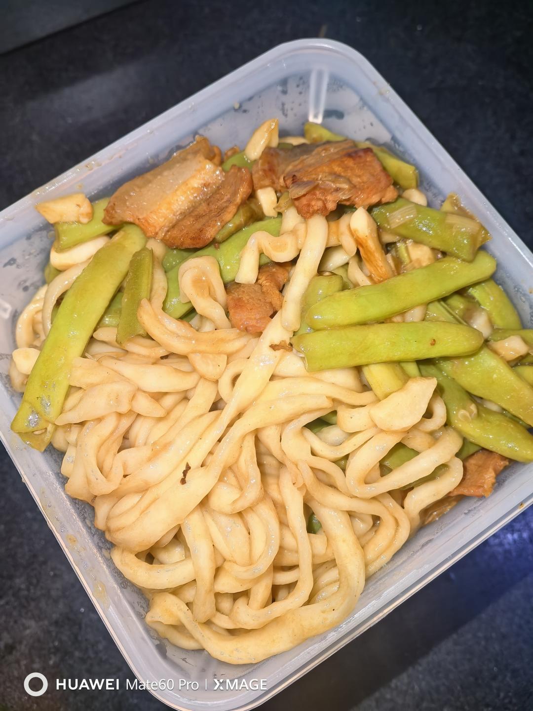 豆角焖面