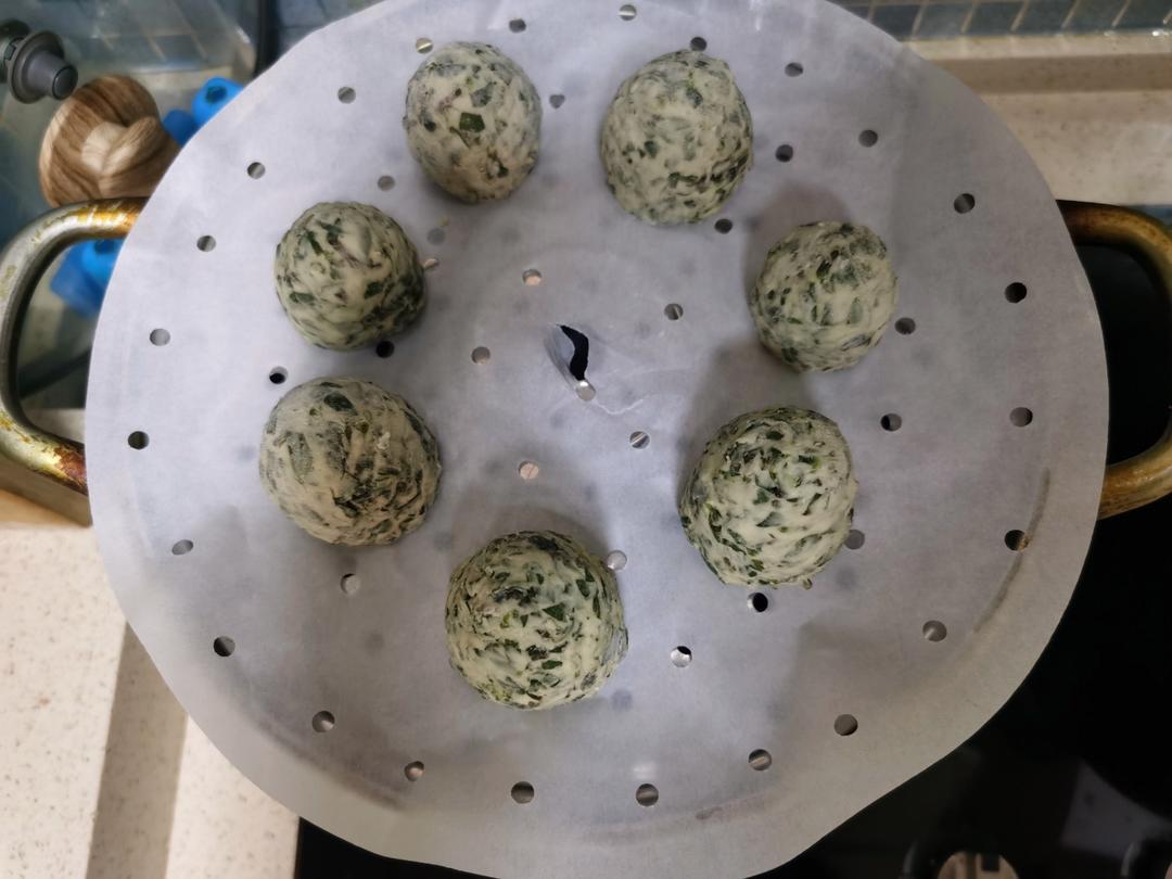 苜蓿锅盔加青椒鸡蛋