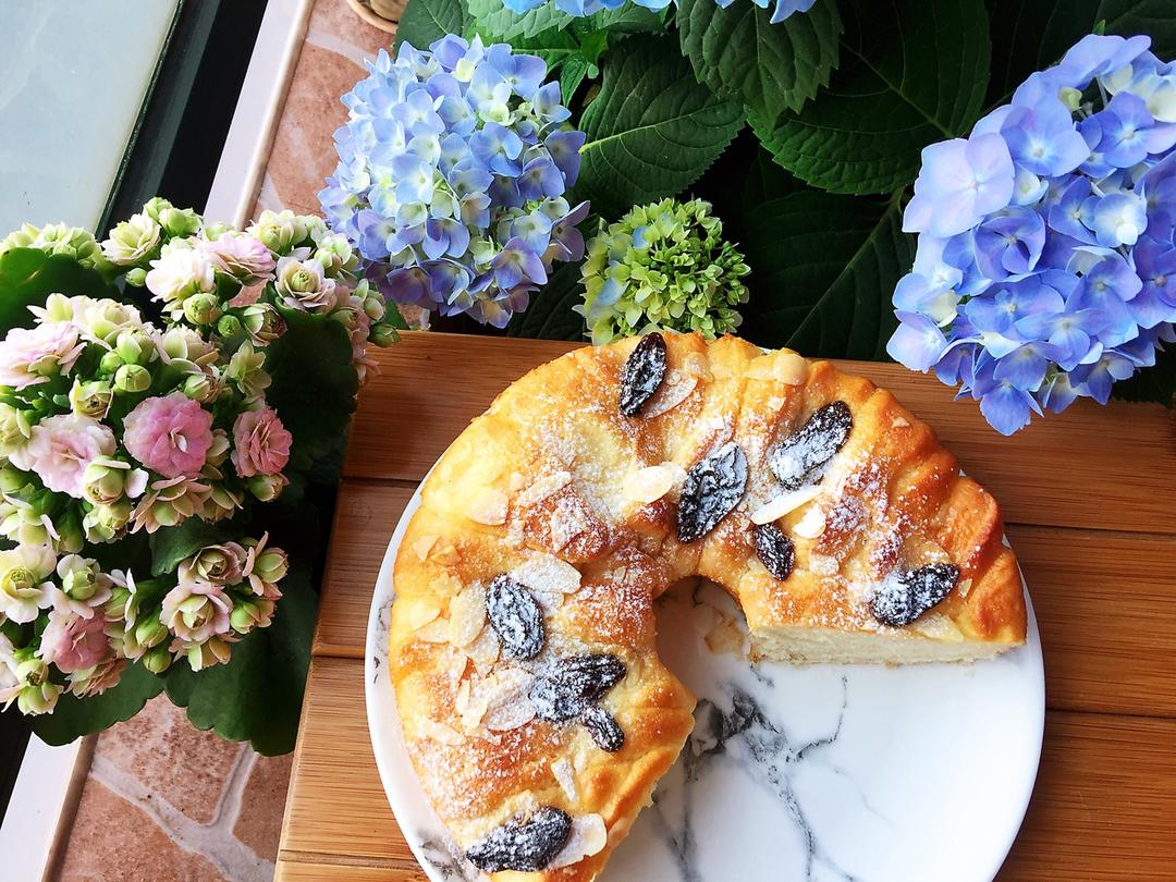 日式香浓炼乳面包