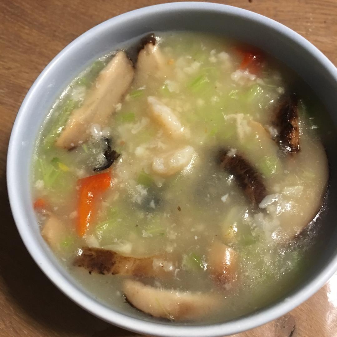 三毛之晴空朗日做的香菇鱼片粥