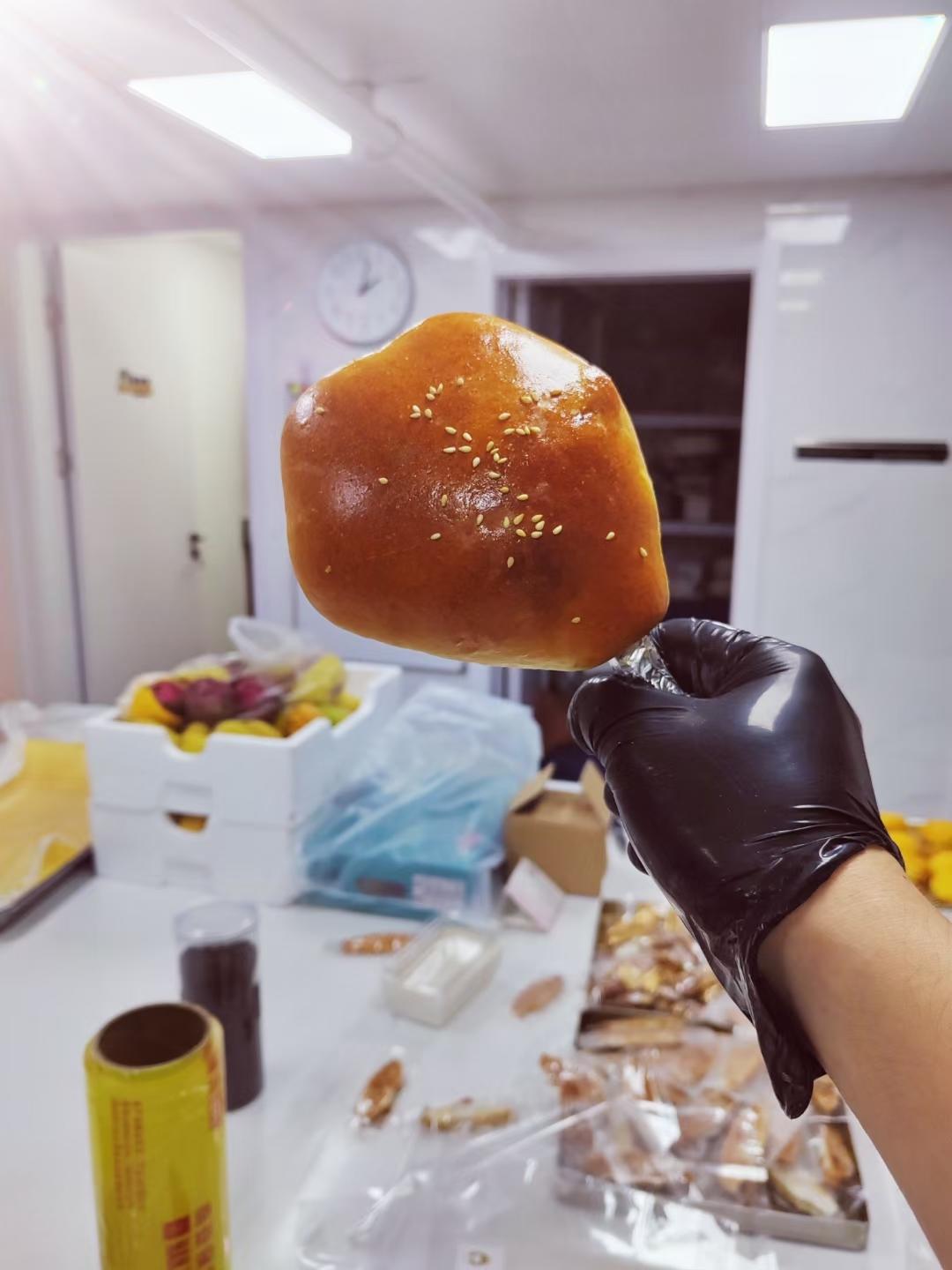 烤鸡腿，做鸡腿包