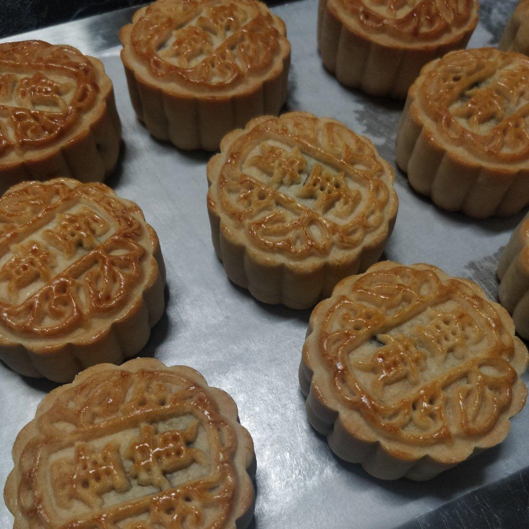 广式蛋黄月饼（75克、50克、各种规格都有）