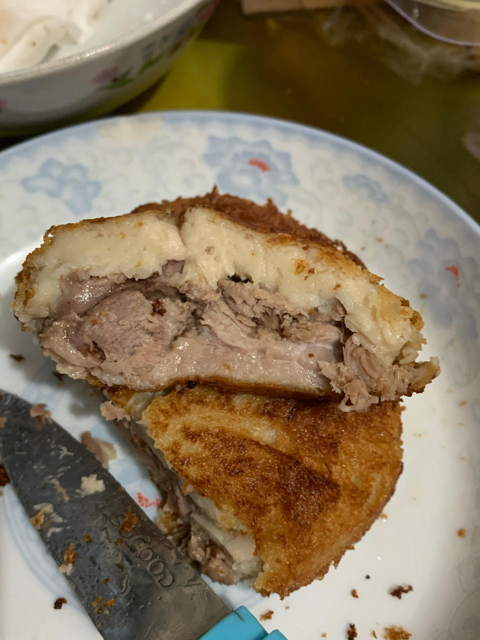 谢霆锋吃了都两眼放光的【芋泥香酥鸭】，嘴一碰就酥掉渣！
