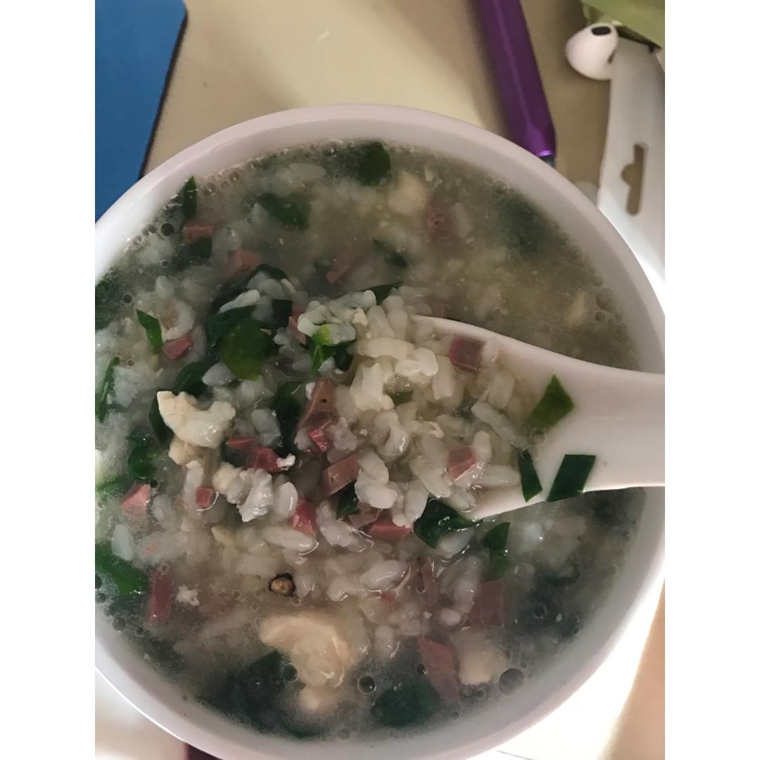 枸杞猪肝菠菜粥