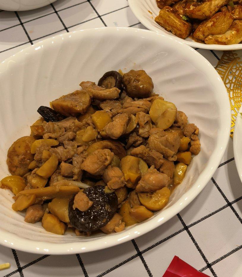 【栗子烧鸡】鸡肉都给你吃，栗子归我~