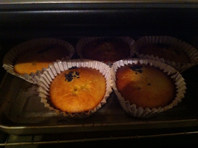 迷你戚风杯子蛋糕