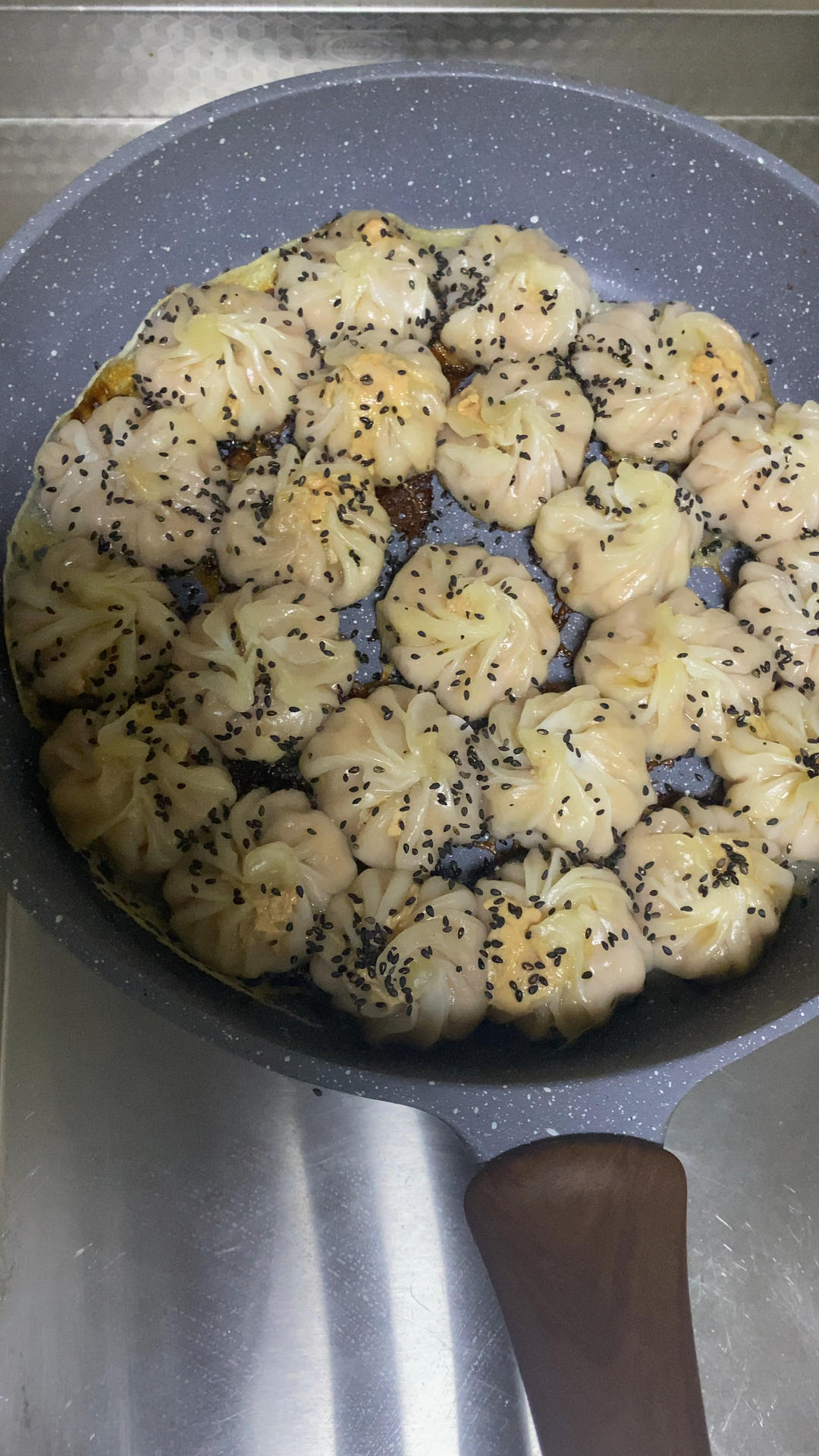 免揉面‼️脆底爆汁‼️懒人版拇指生煎包‼️