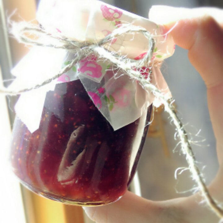 《Tinrry下午茶》番外篇-满满果肉的草莓果酱