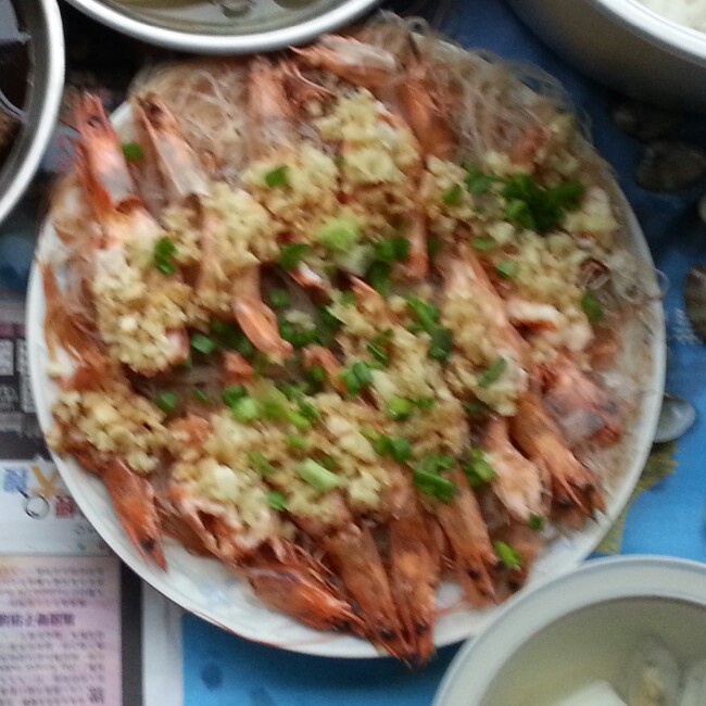 蒜蓉粉丝蒸大虾
