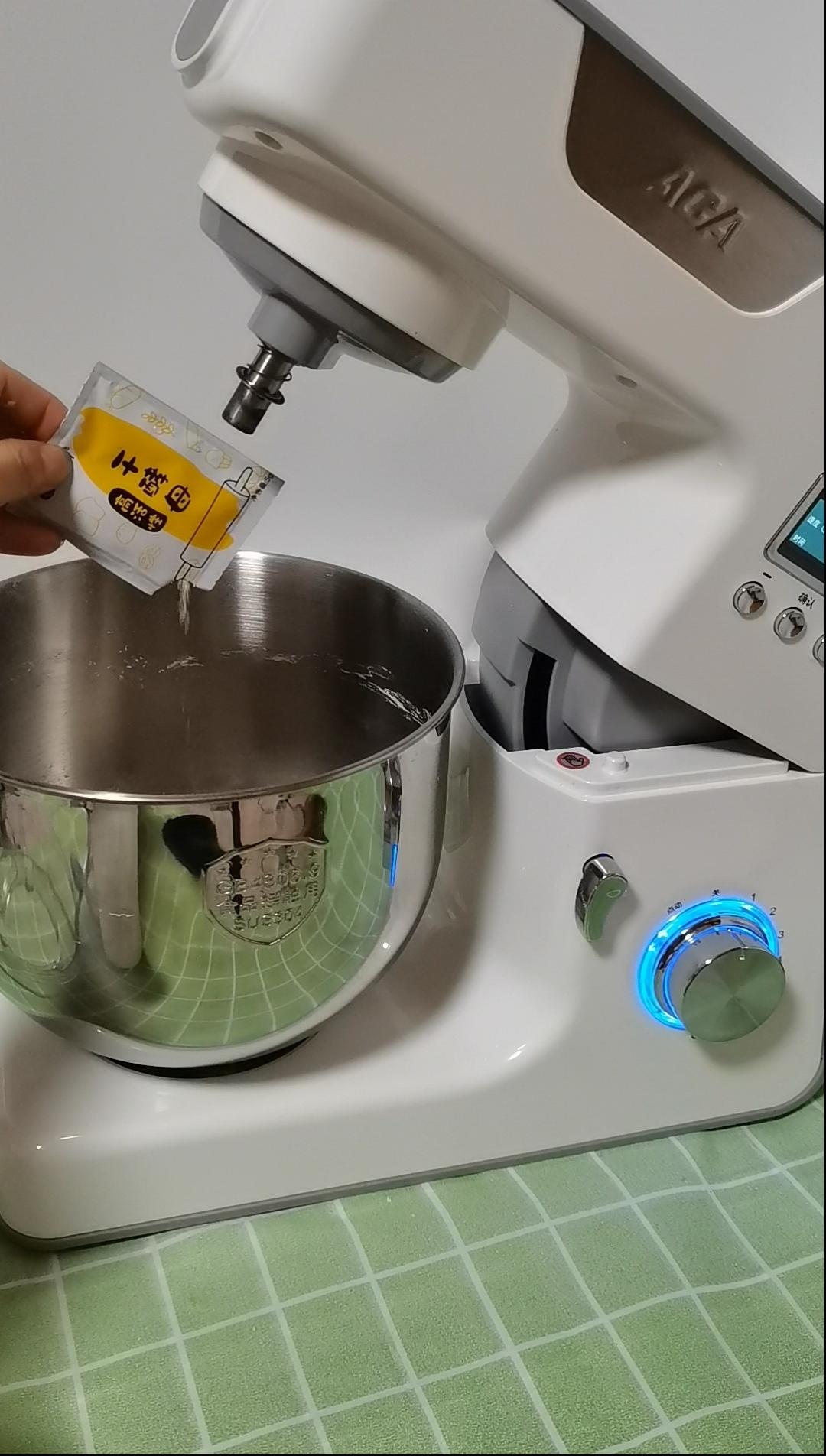 纯奶手撕吐司的做法 步骤1