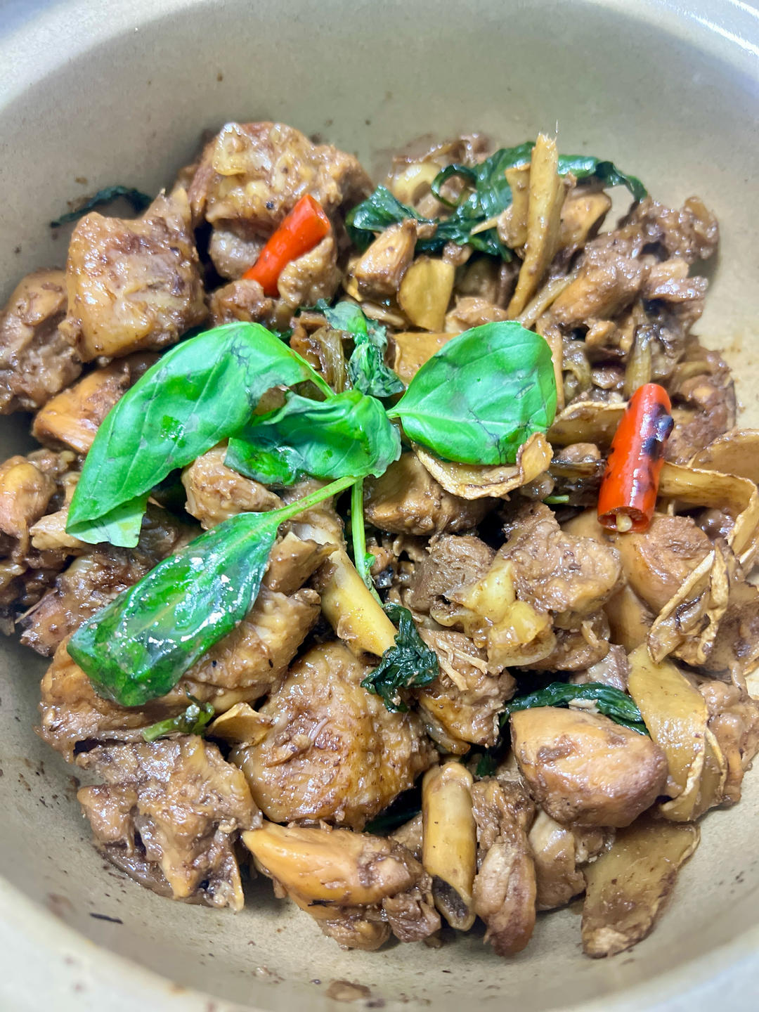 台式三杯鸡（台湾阿基师正宗版）