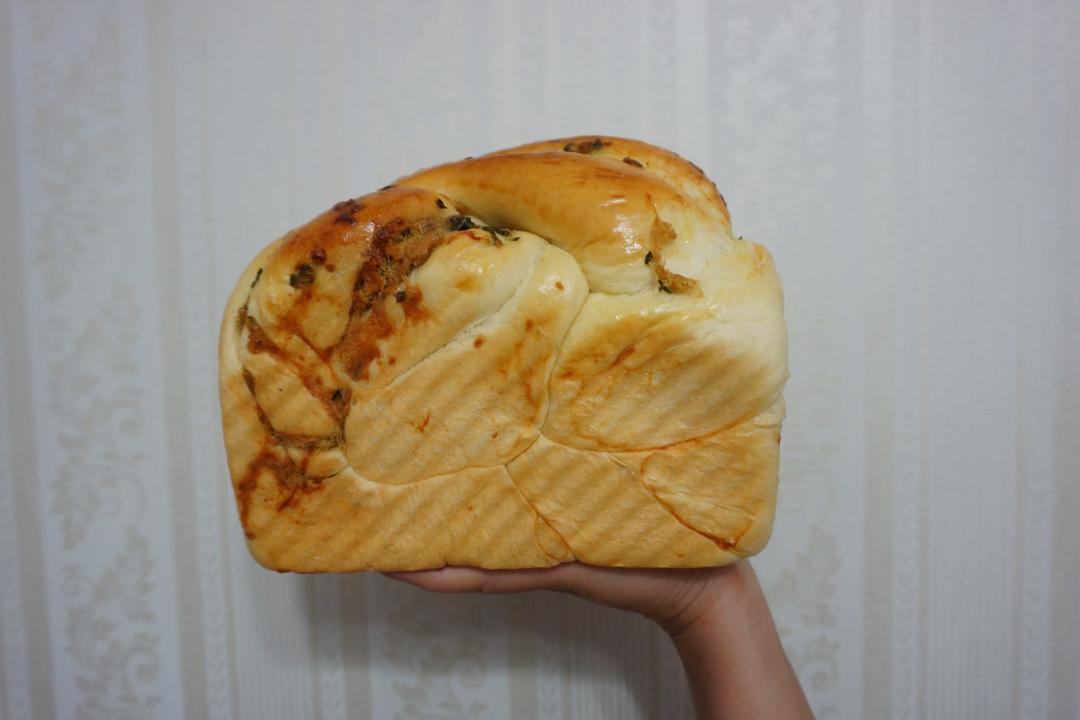 香葱肉松手撕吐司