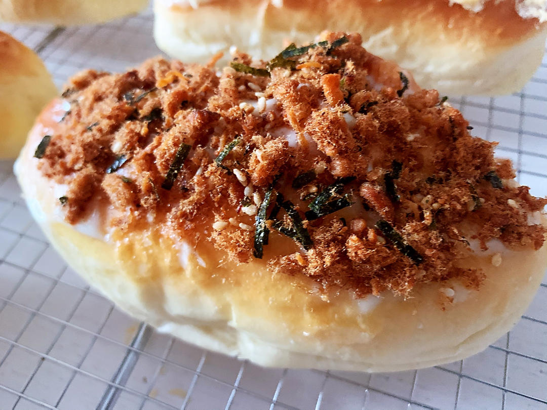 灵魂出窍的肉松面包