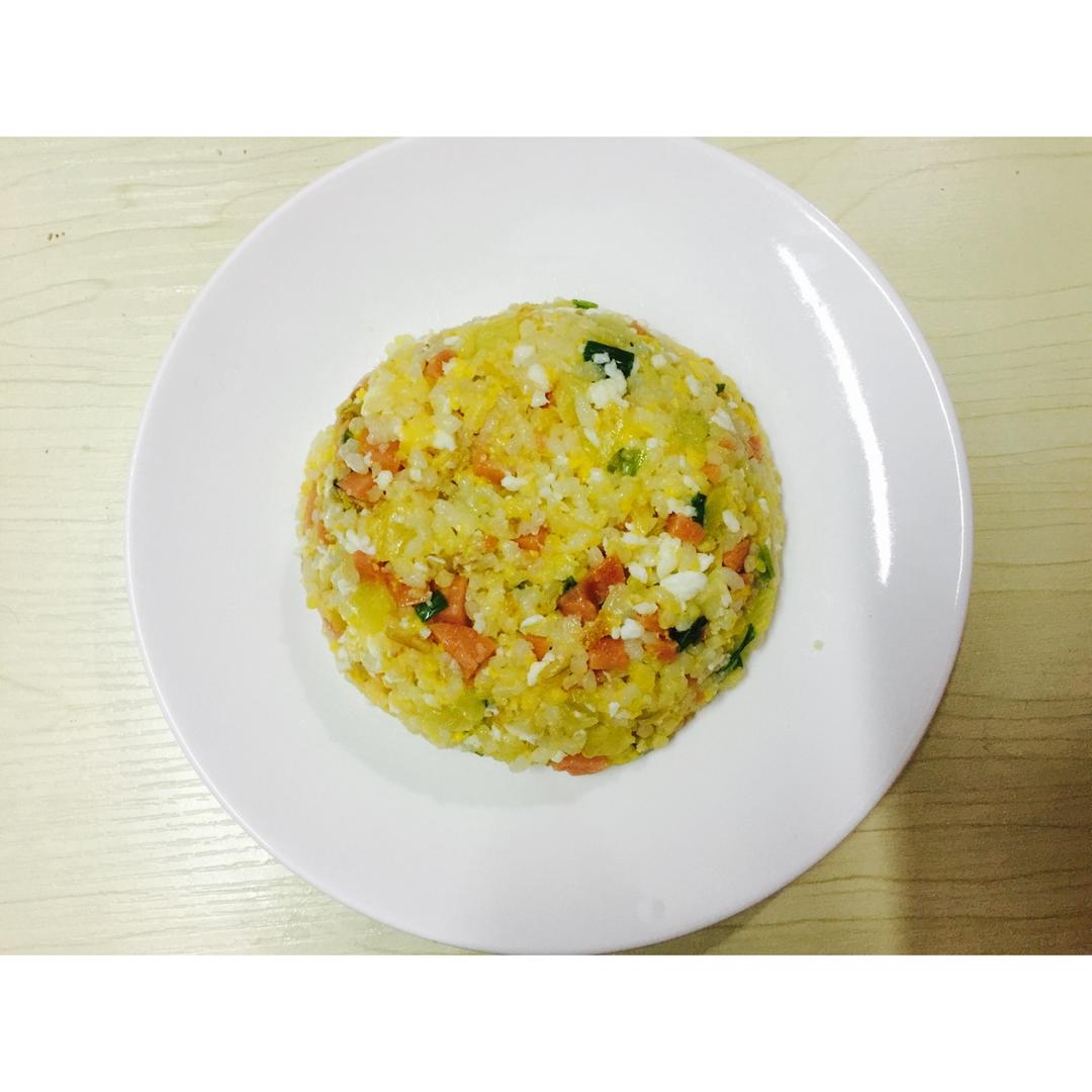 菠萝炒饭