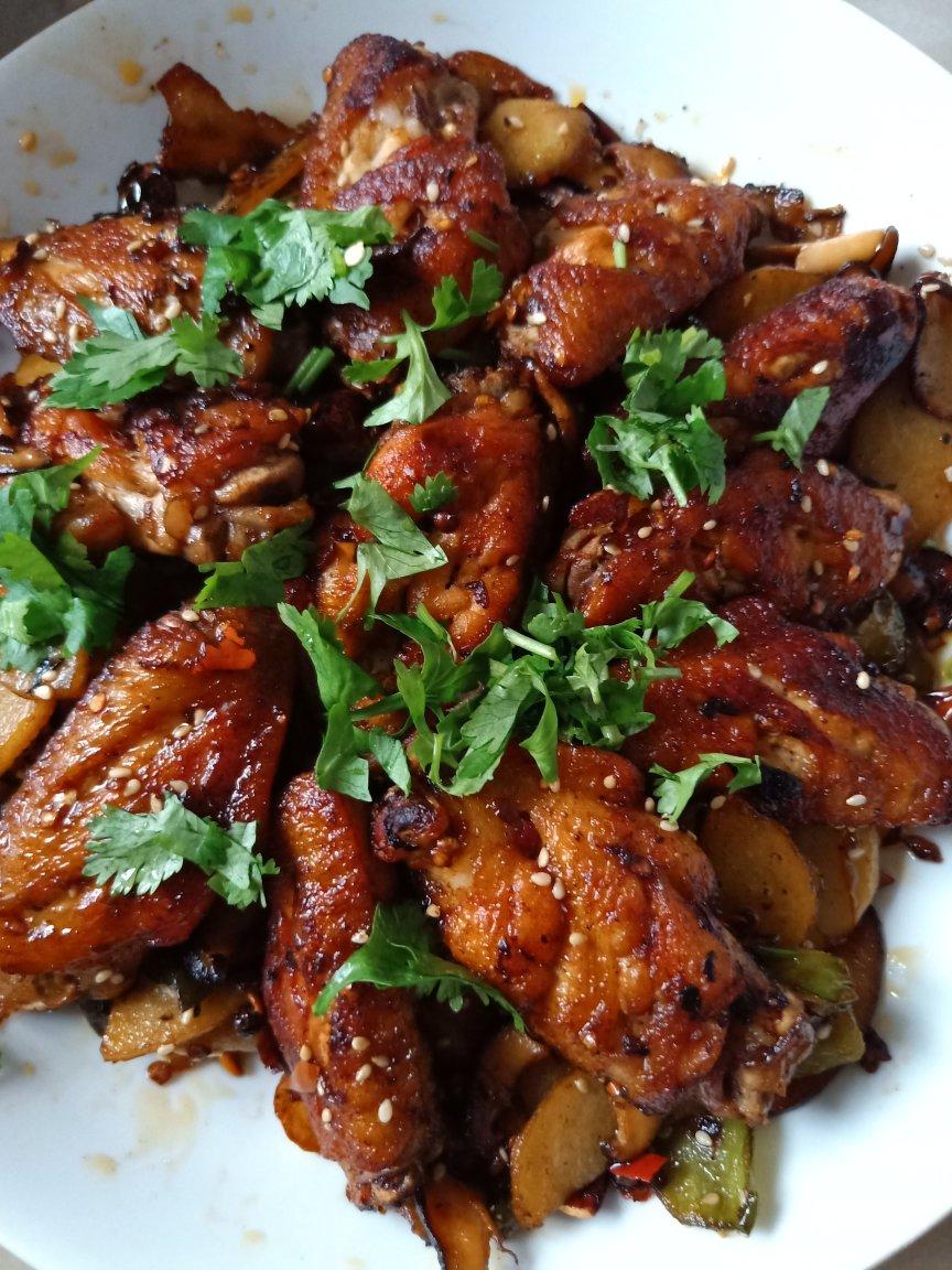 msmswozuiai做的干锅香辣鸡翅