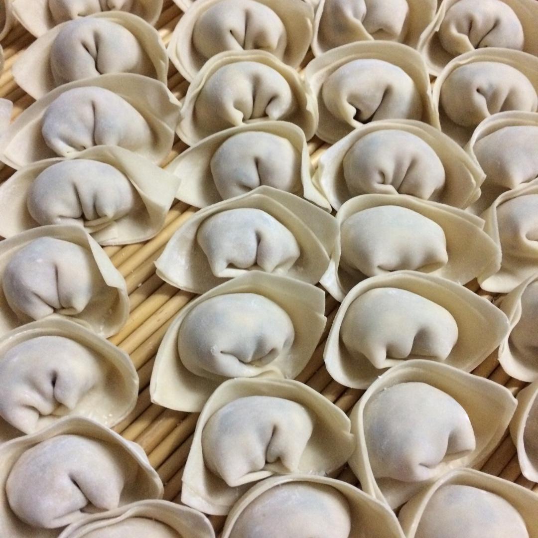 makalong8做的元宝馄饨的包法