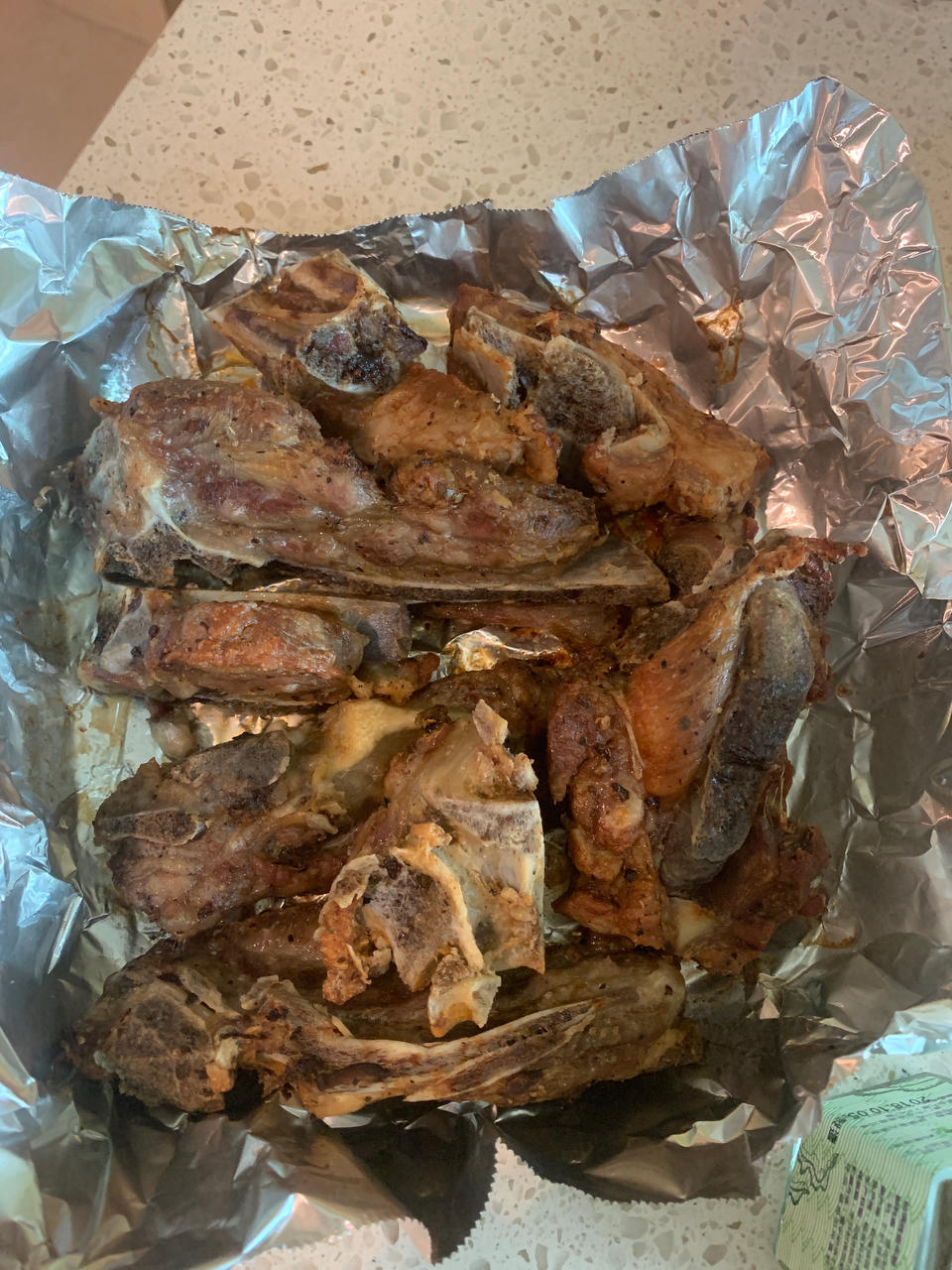 厨师长分享：“咸排骨粥”的家常做法，粥稠鲜醇，适合老人孩子