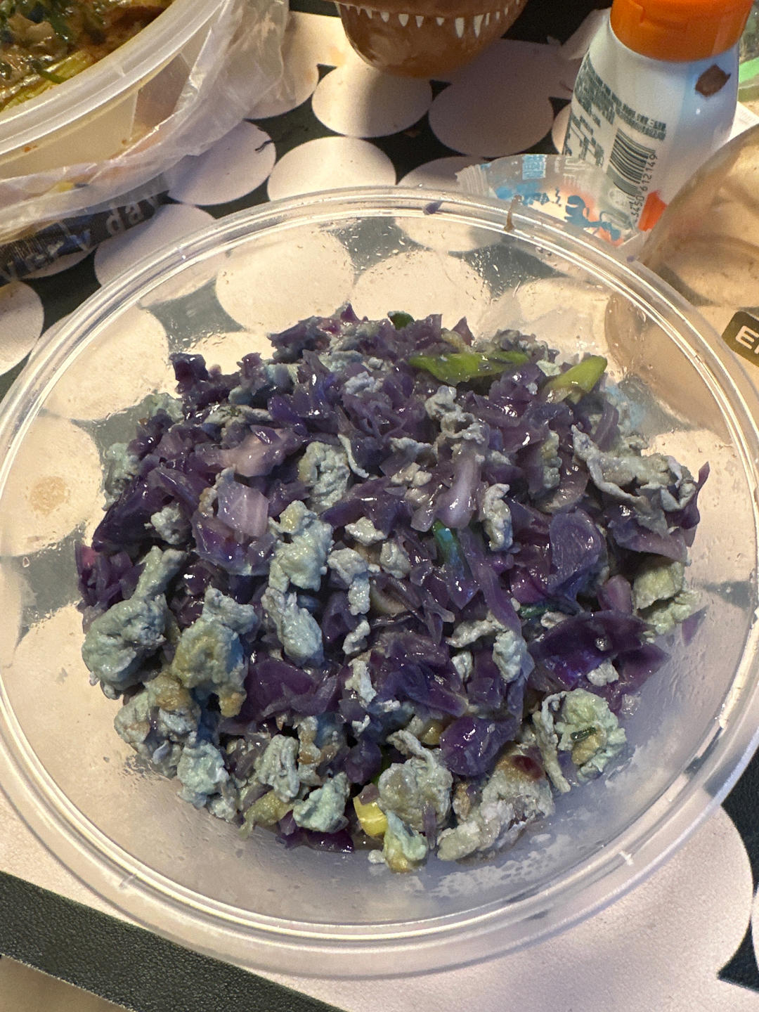 不变色的紫甘蓝炒鸡蛋