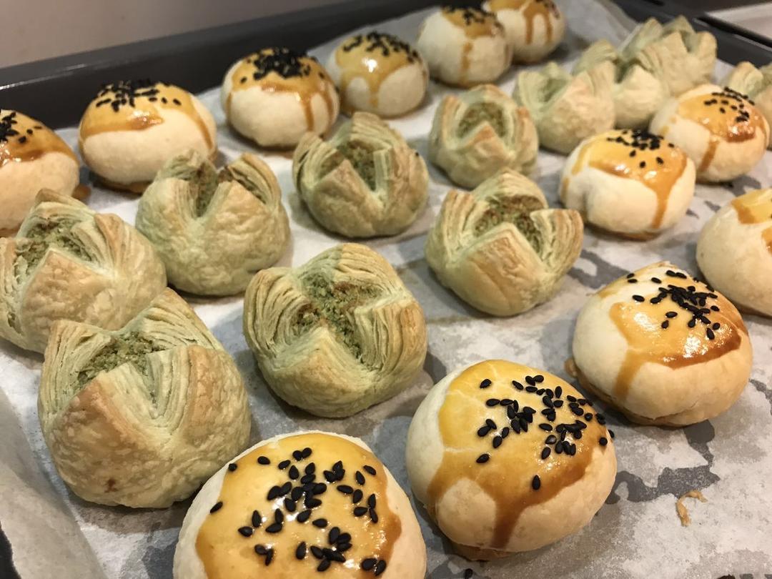 花开富贵之四种口味的椰蓉开口酥