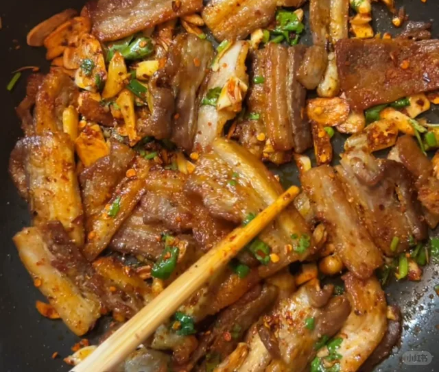 【焓姨】干煎五花肉的做法
