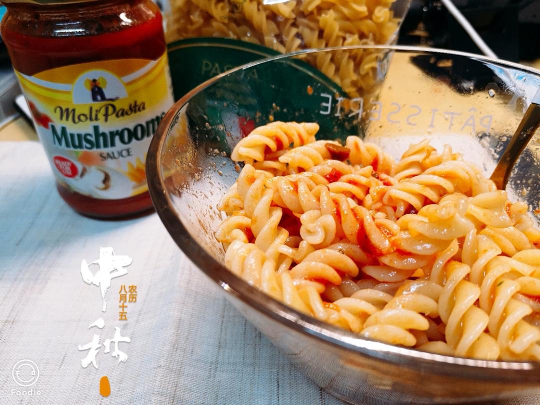 番茄肉酱意大利面