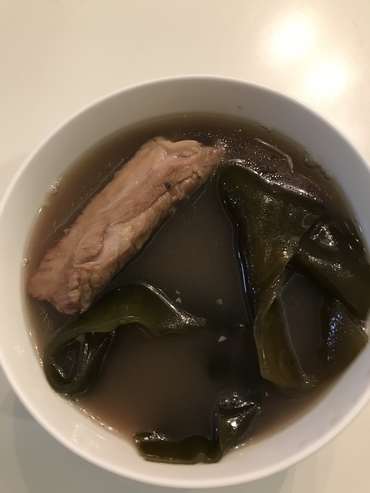 海带绿豆排骨汤的做法