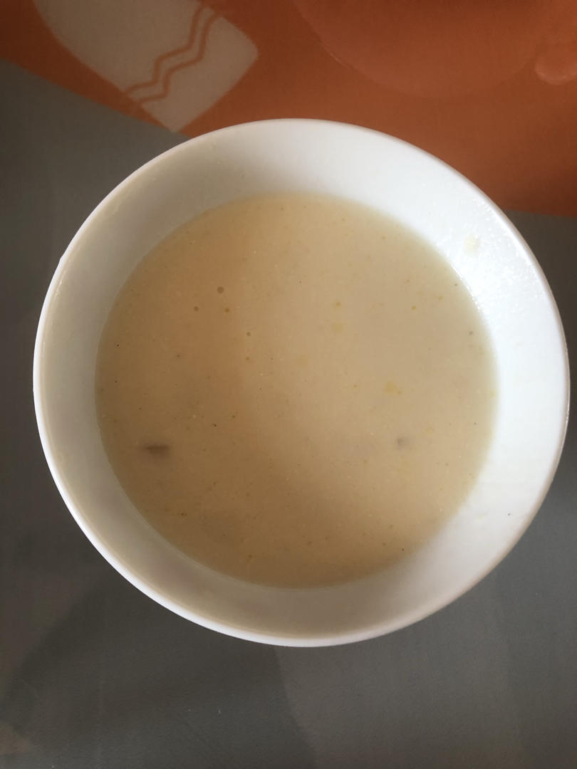 【鸡茸蘑菇汤】浓稠鲜美，媲美必胜客