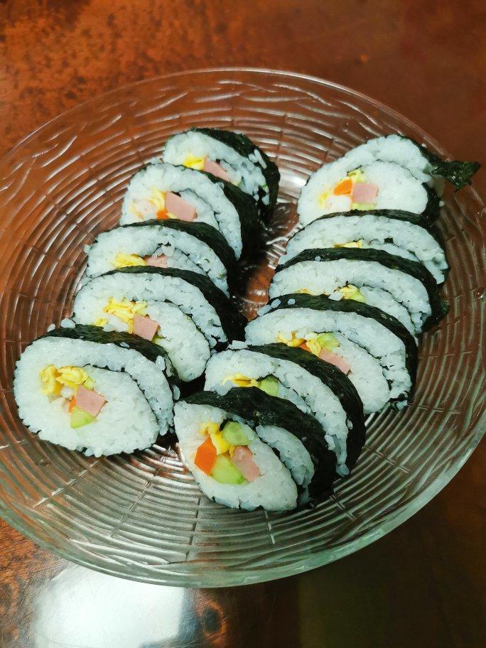 高颜值的紫菜包饭
