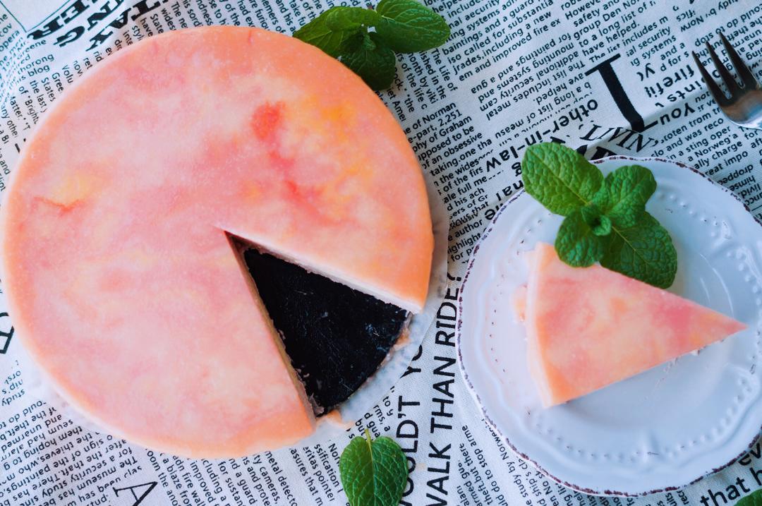 镜面草莓慕斯蛋糕的做法