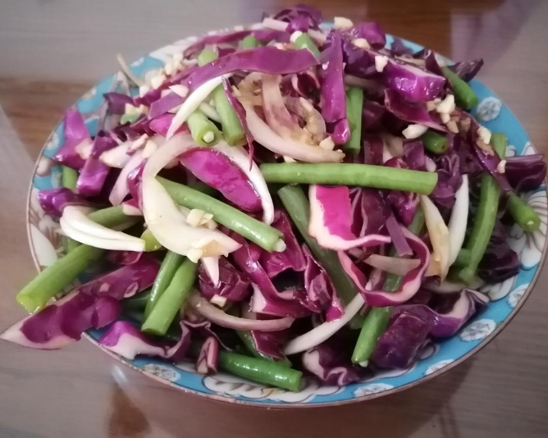 简单低脂超好吃凉菜（加辣椒油有辣条的味道哦~）