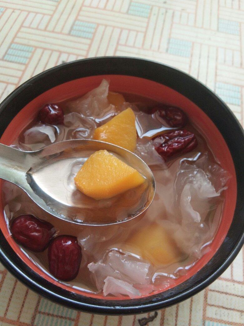 银耳西米水果羹