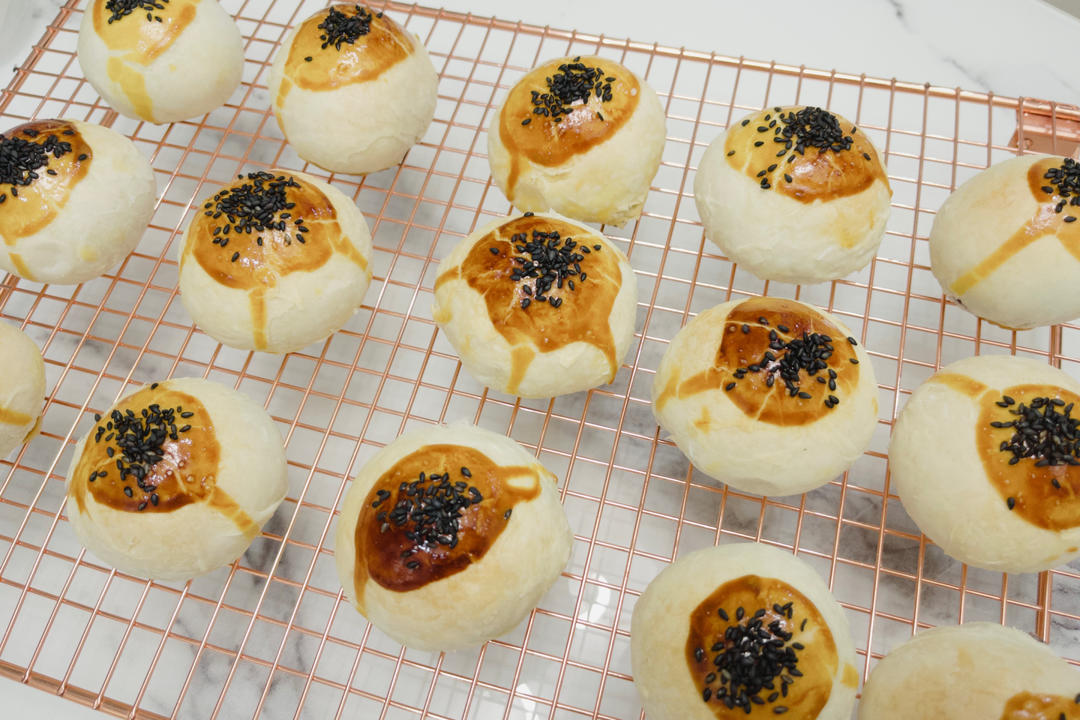 蛋黄酥大包酥法