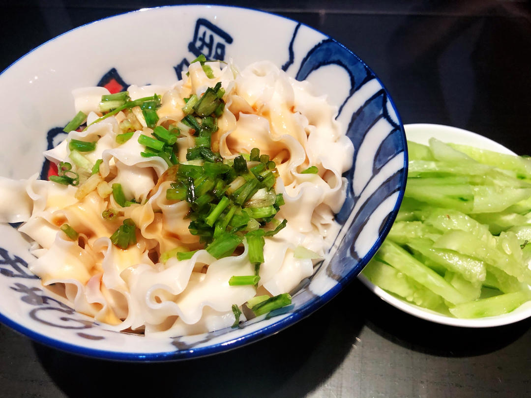 小葱拌面