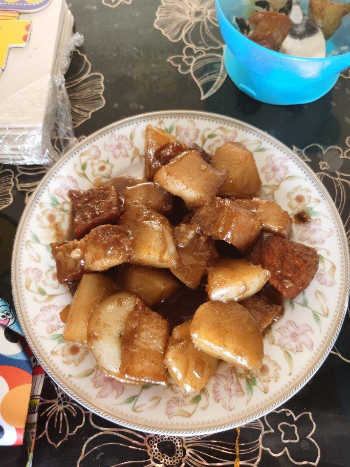 红烧肉炖土豆（丝毫不腻）