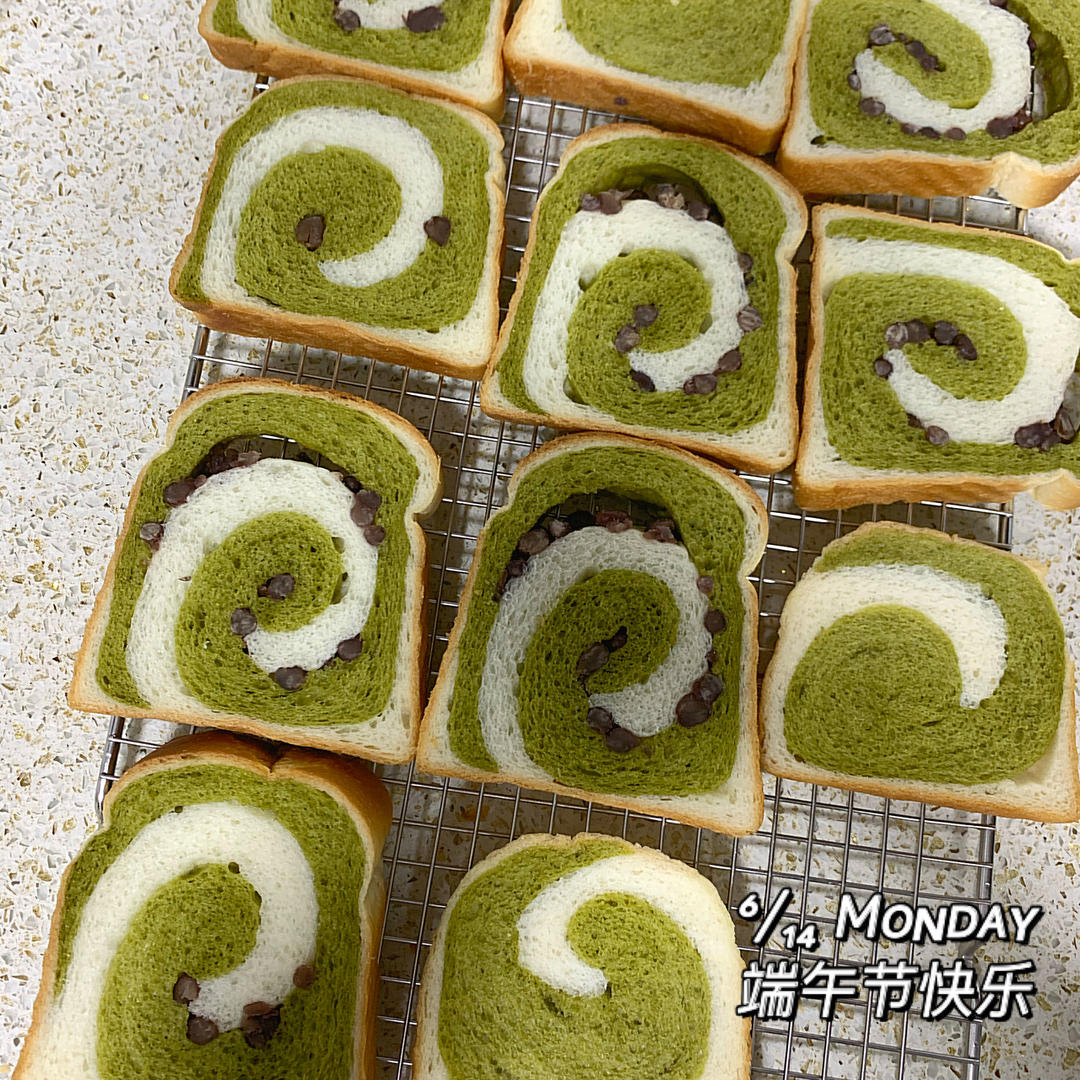 抹茶双色吐司