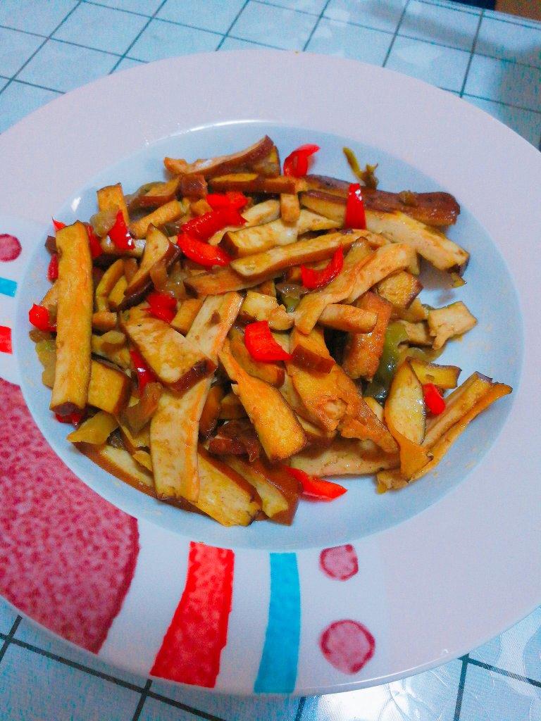 榨菜香干肉丝