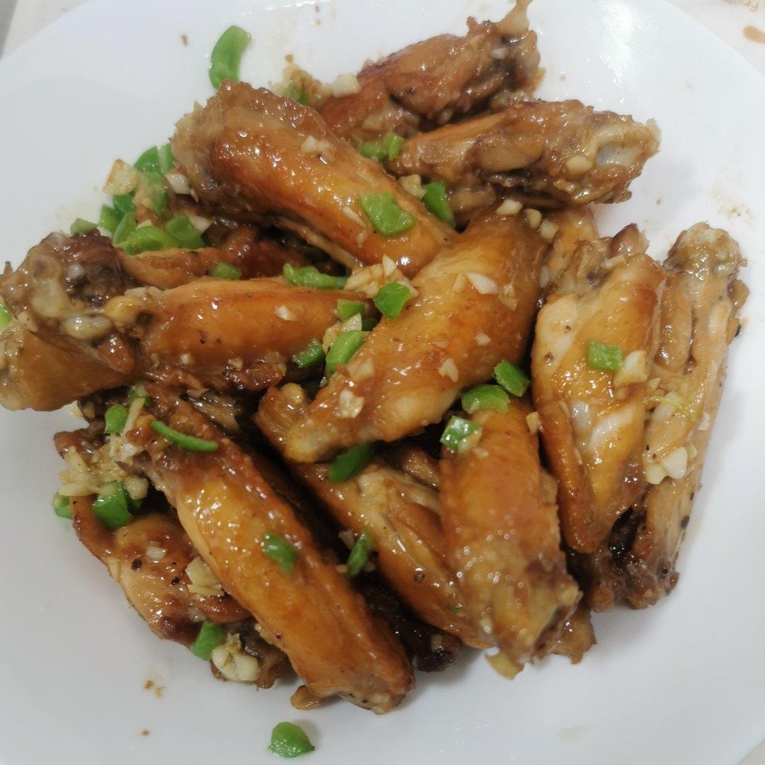 蒜香鸡翅，这才是鸡翅最好吃的做法