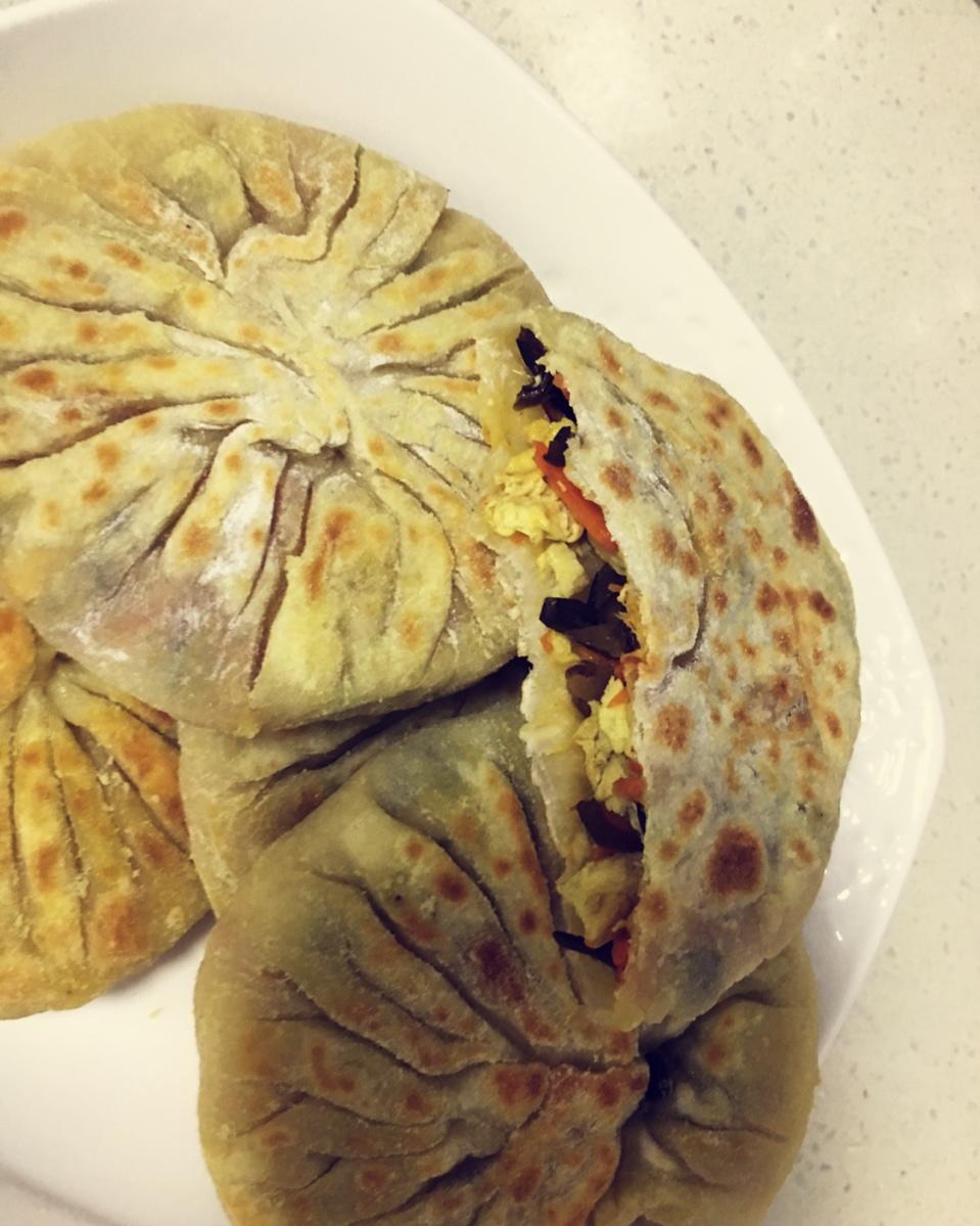 鸡蛋胡萝卜馅饼