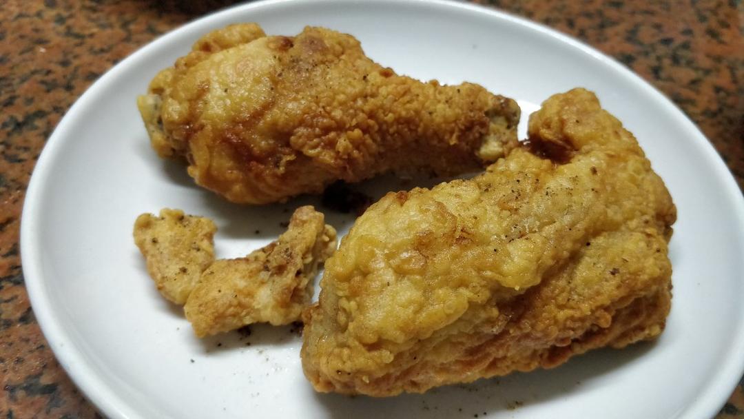 不用炸鸡粉也可以炸出酥脆炸鸡腿