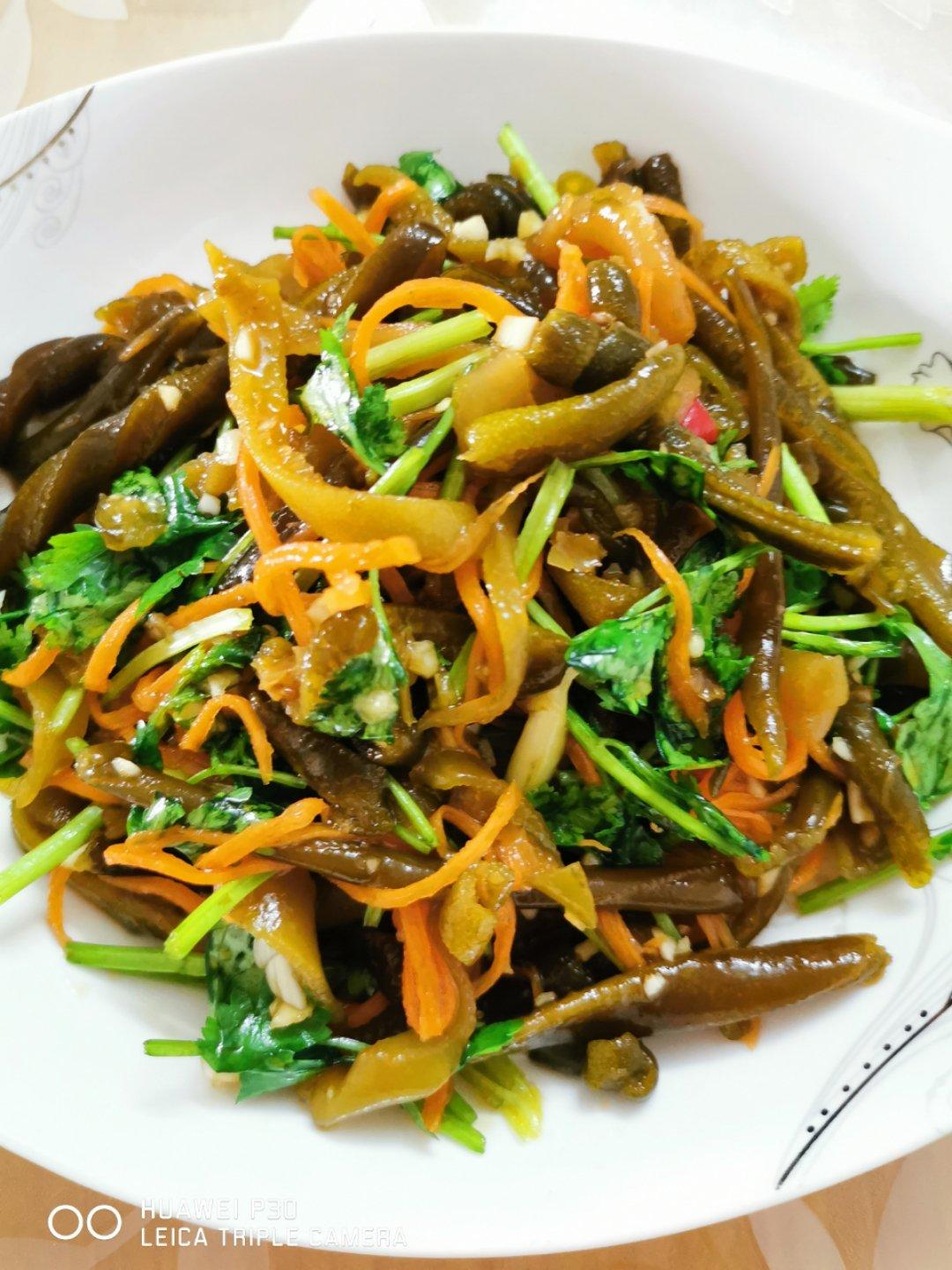 悠然云野间做的凉拌南极海笋