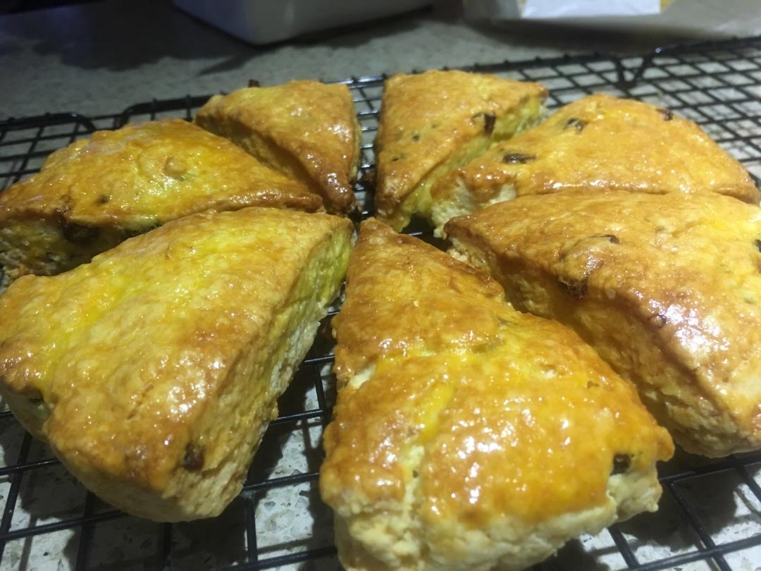 完胜星巴克的超美味酥脆司康 super easy crunched scone