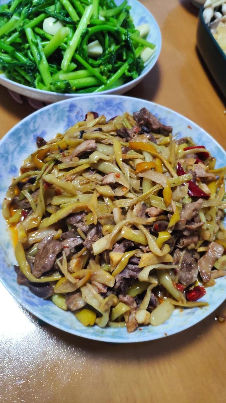 小饭团