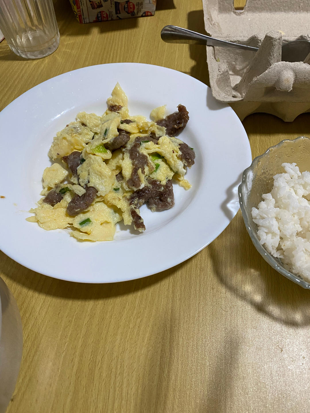 滑蛋牛肉，牛肉滑嫩，鸡蛋松软