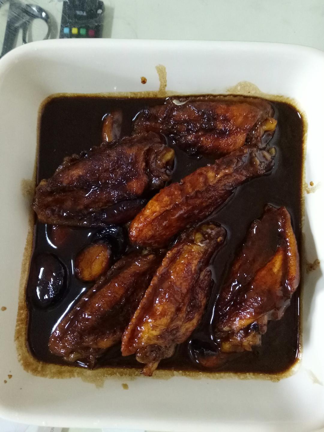 蒜香蚝油鸡翅中