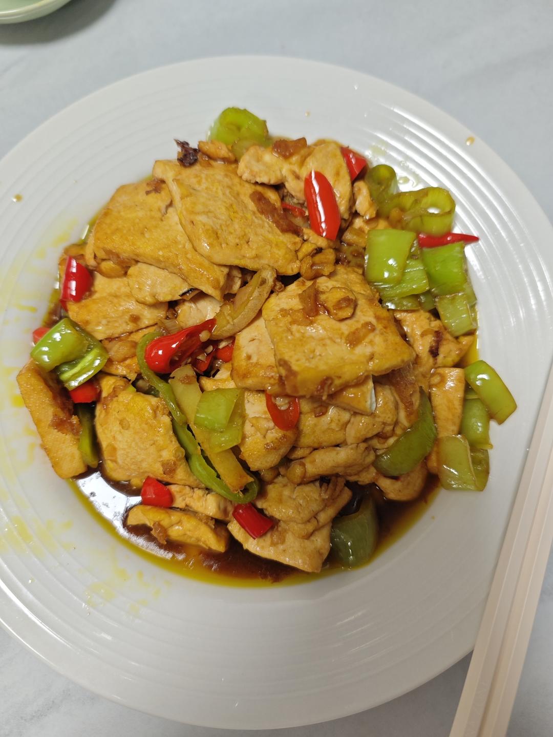 家常素炒豆腐
