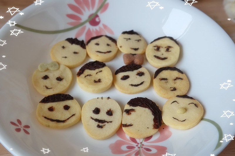 娃娃饼干