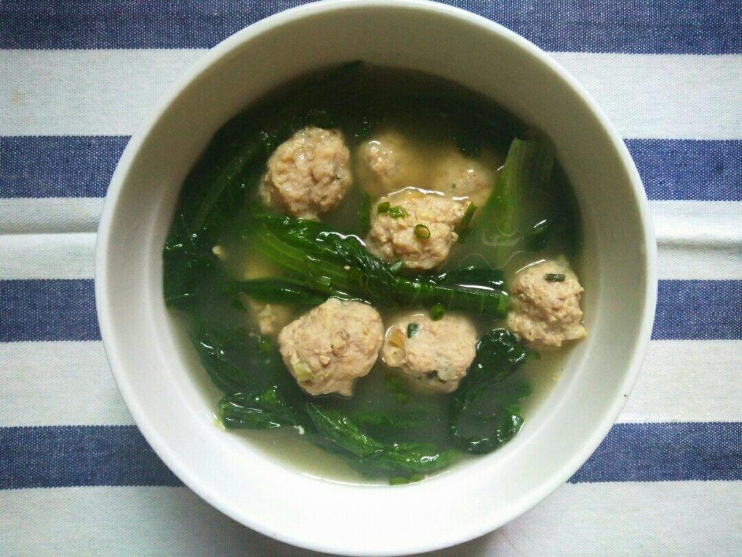 小白菜汆丸子